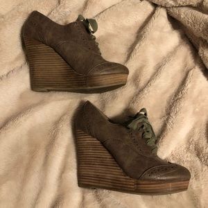 Restricted Tan Lace-Up Wedges